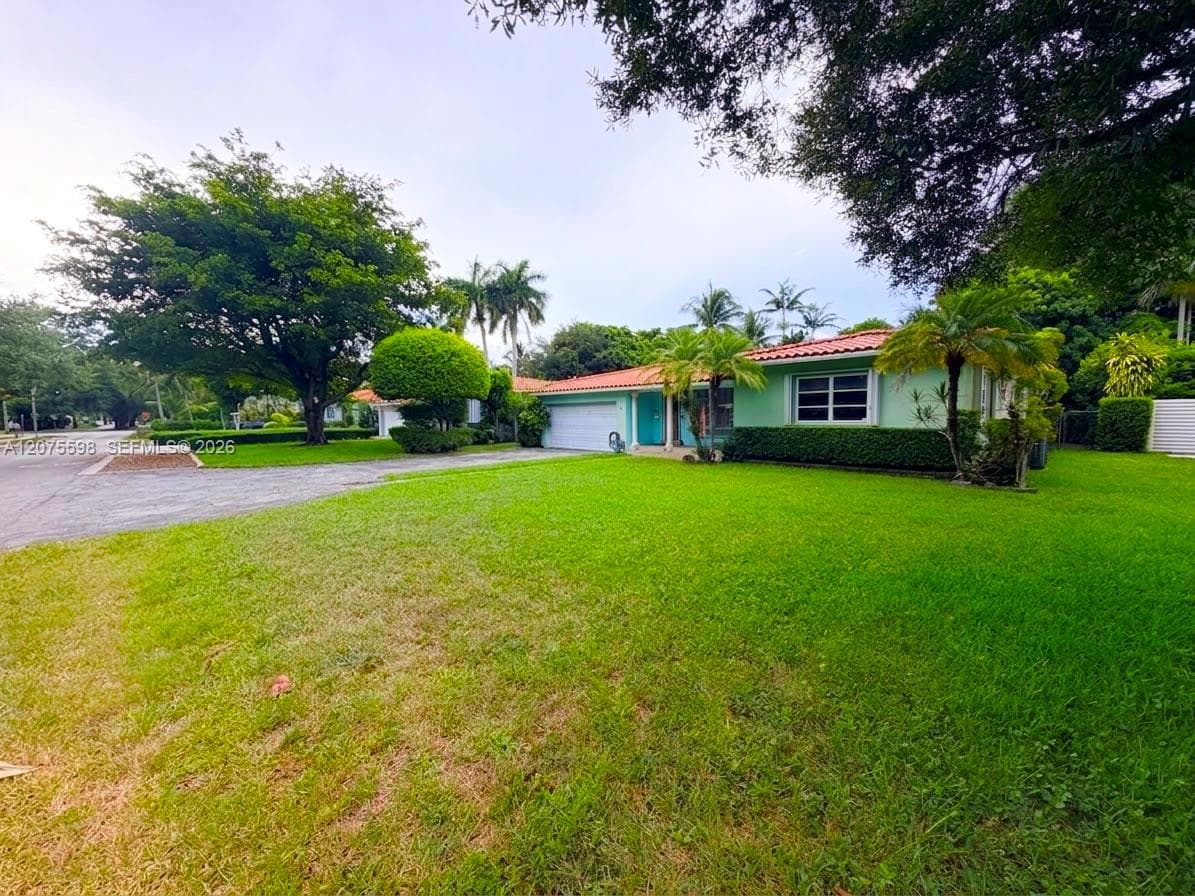 951 NE 115th St, Biscayne Park, FL 33161 — zdjęcie 3