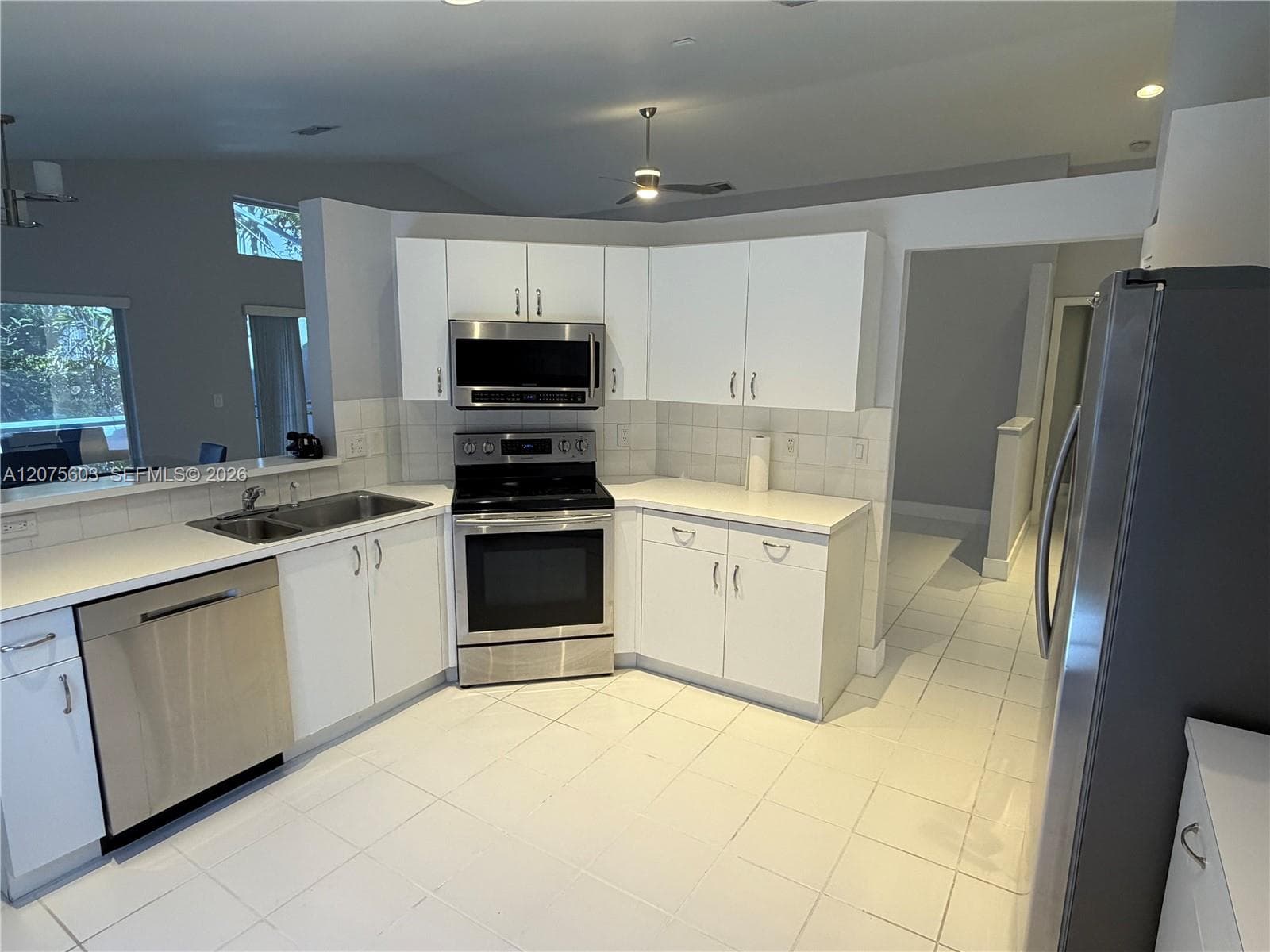 1646 SW 148th Ter # 1646, Pembroke Pines, FL 33027 — zdjęcie 4