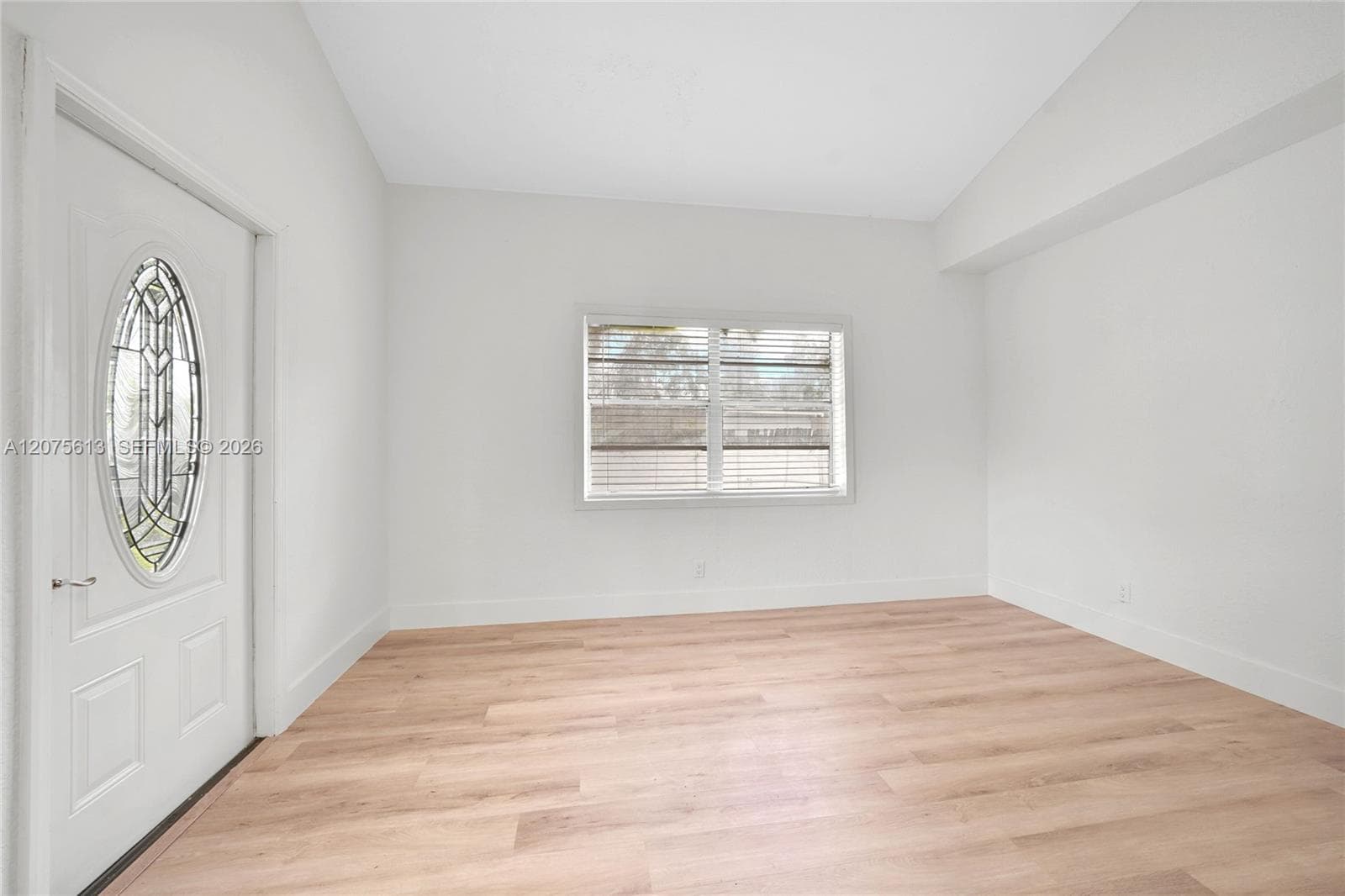 360 NW 179th Ter, Miami Gardens, FL 33169 — zdjęcie 3