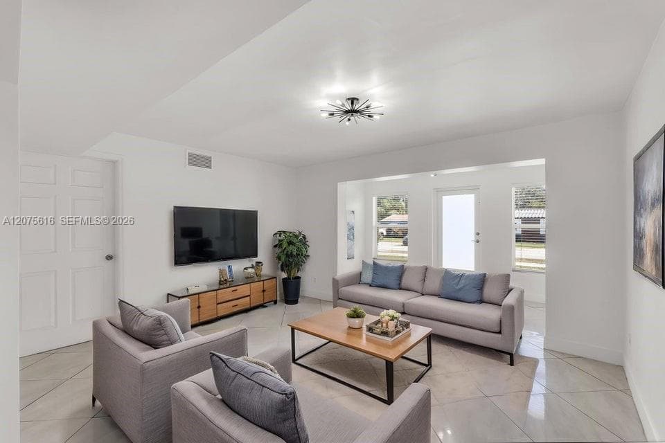 2539 Coolidge St, Hollywood, FL 33020 — zdjęcie 2