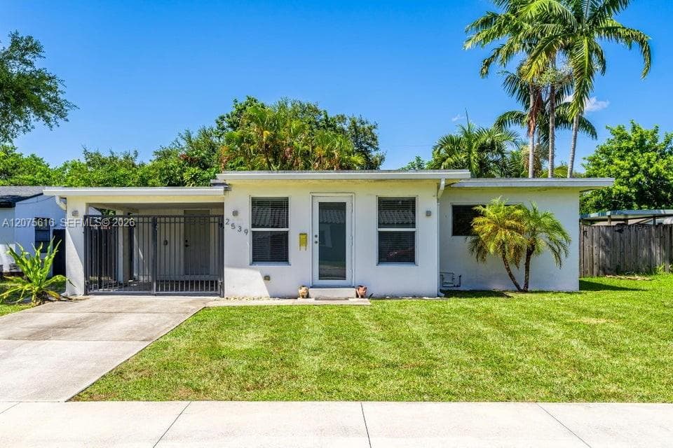 2539 Coolidge St, Hollywood, FL 33020 — zdjęcie 5