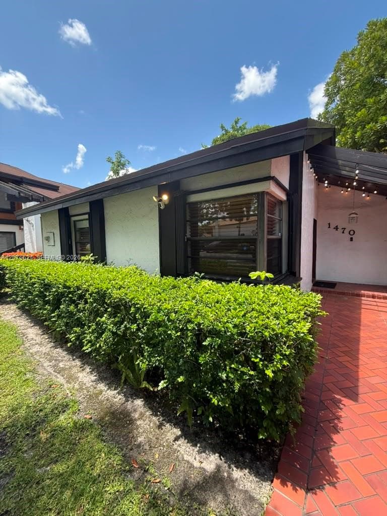1470 Flamingo Ct, Pembroke Pines, FL 33026 — zdjęcie 4