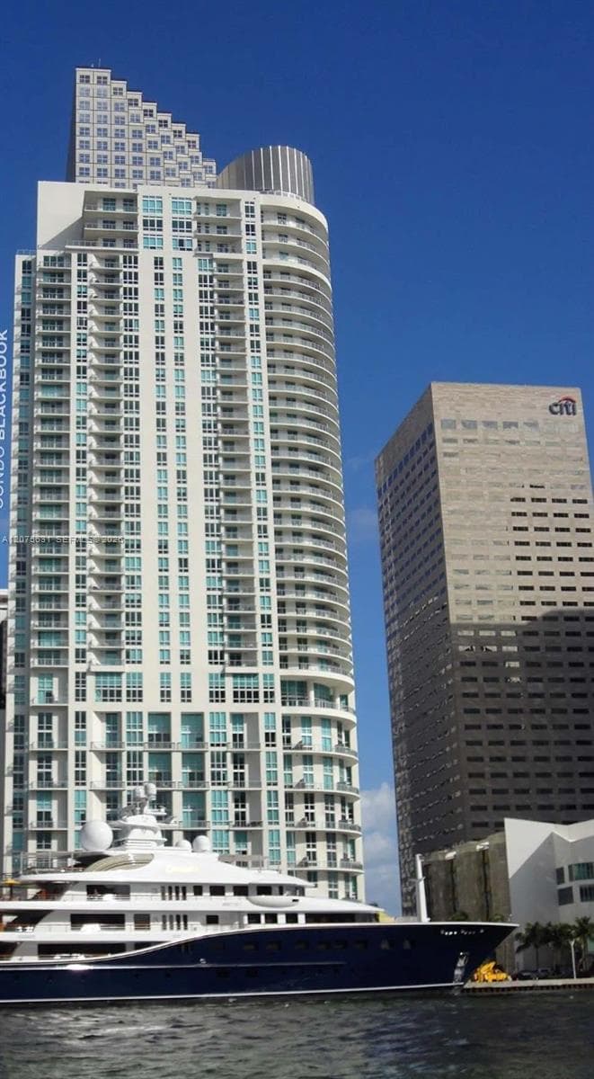 300 S Biscayne Blvd # T-2207, Miami, FL 33131 — zdjęcie 5