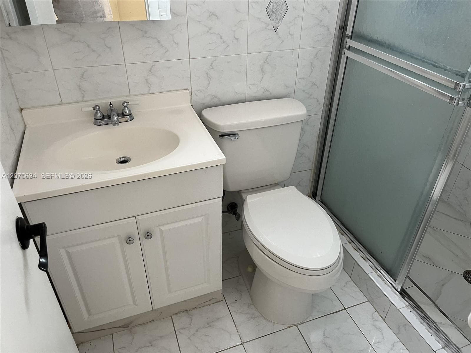 18105 NW 81st Ct, Hialeah, FL 33015 — zdjęcie 5