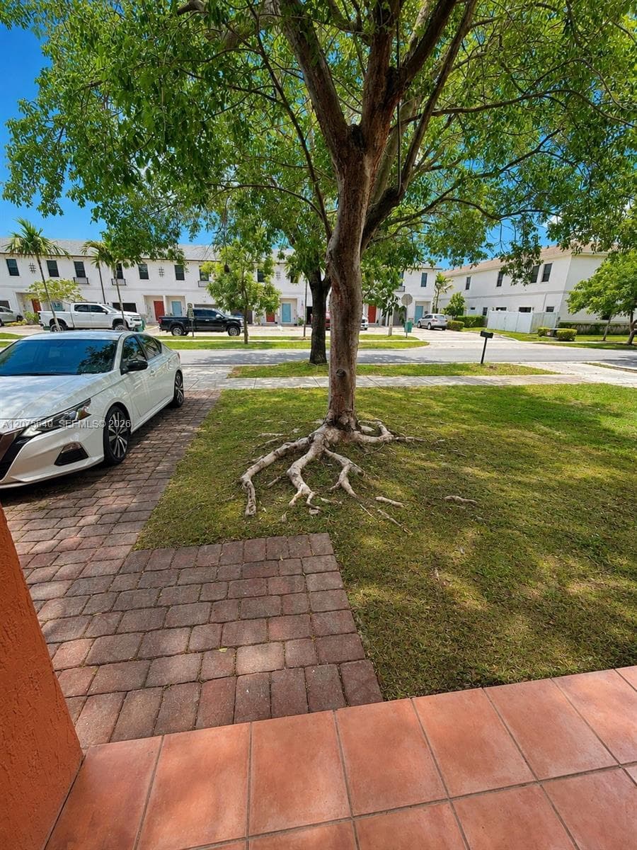 612 SW 11th St, Florida City, FL 33034 — zdjęcie 3