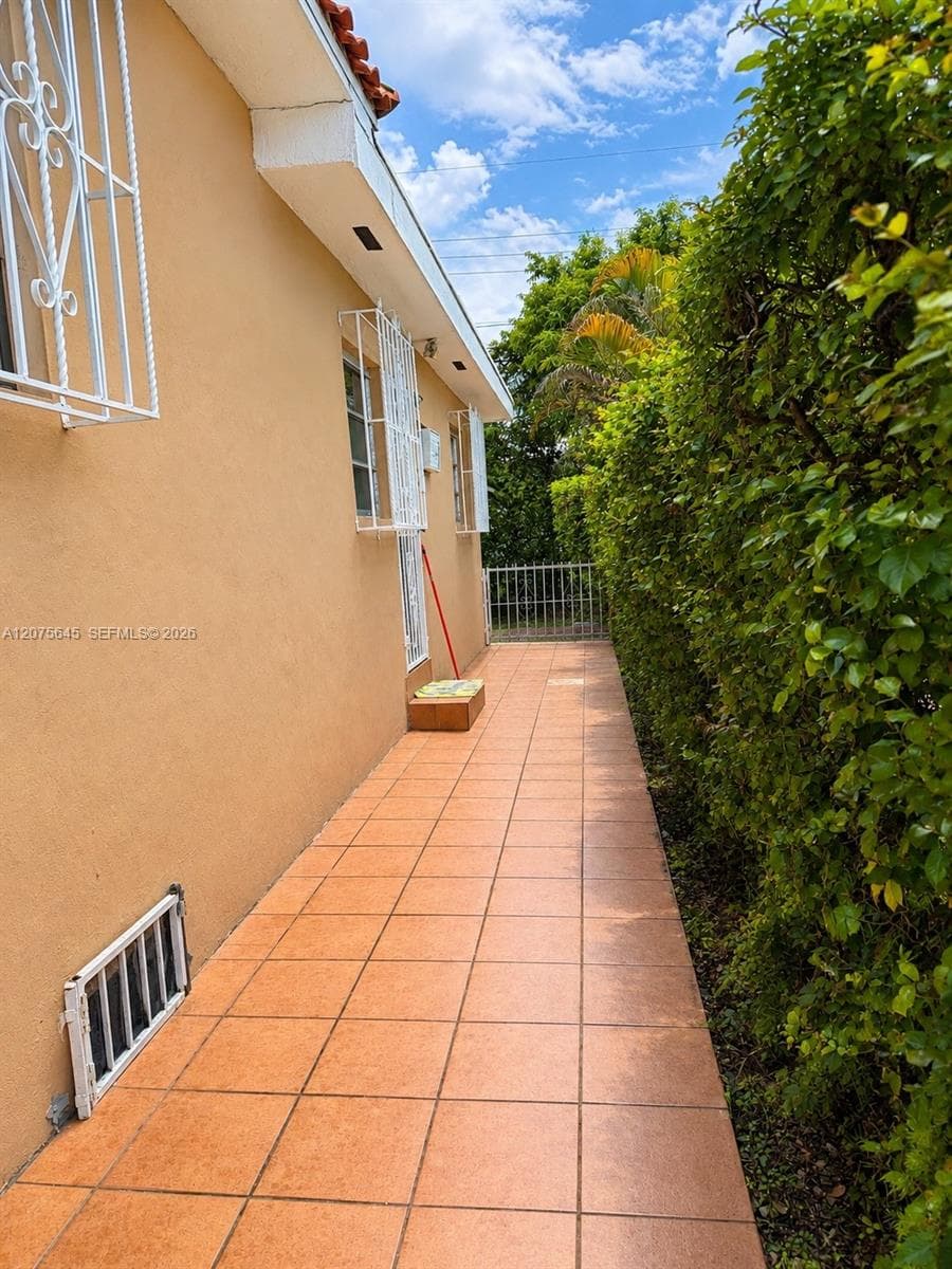 6488 SW 25th St # 1, Miami, FL 33155 — zdjęcie 5