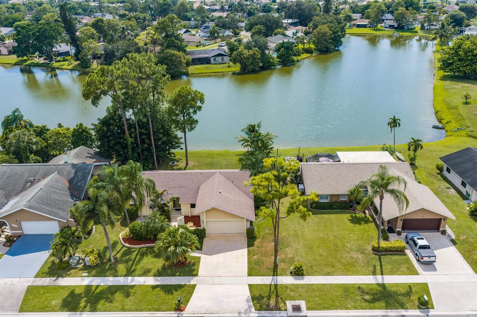 217 PARKWOOD Drive S, Royal Palm Beach, FL 33411 — zdjęcie 3