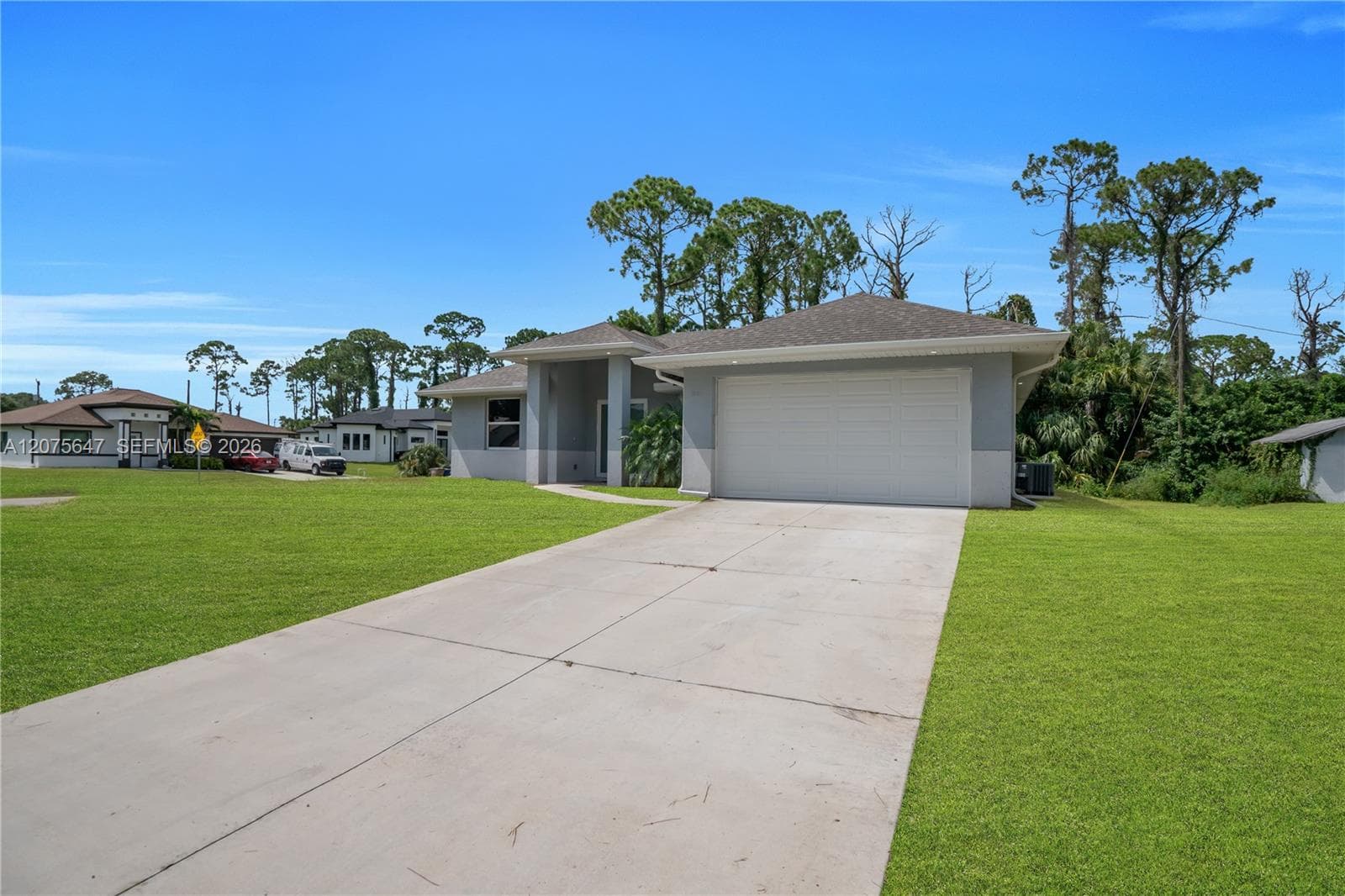 1901 E 7th ST, Lehigh Acres, FL 33936 — zdjęcie 3