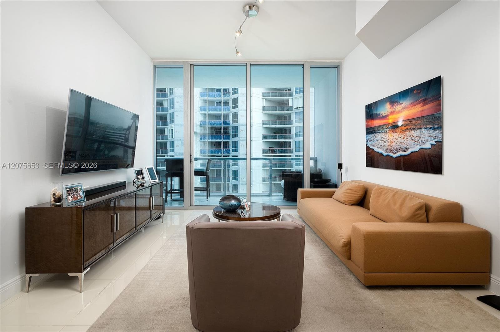 6799 Collins Ave # 510, Miami Beach, FL 33141 — zdjęcie 2