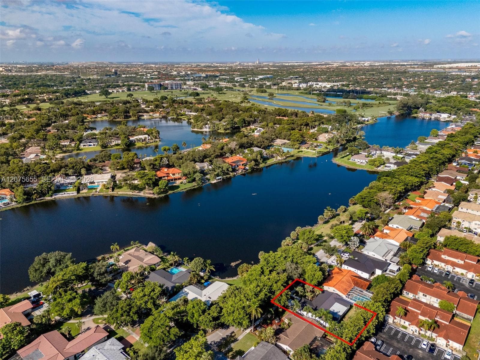 6931 Loch Ness Dr, Miami Lakes, FL 33014