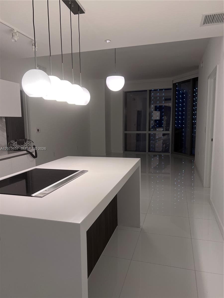 851 NE 1st Ave # 2107, Miami, FL 33132 — zdjęcie 4