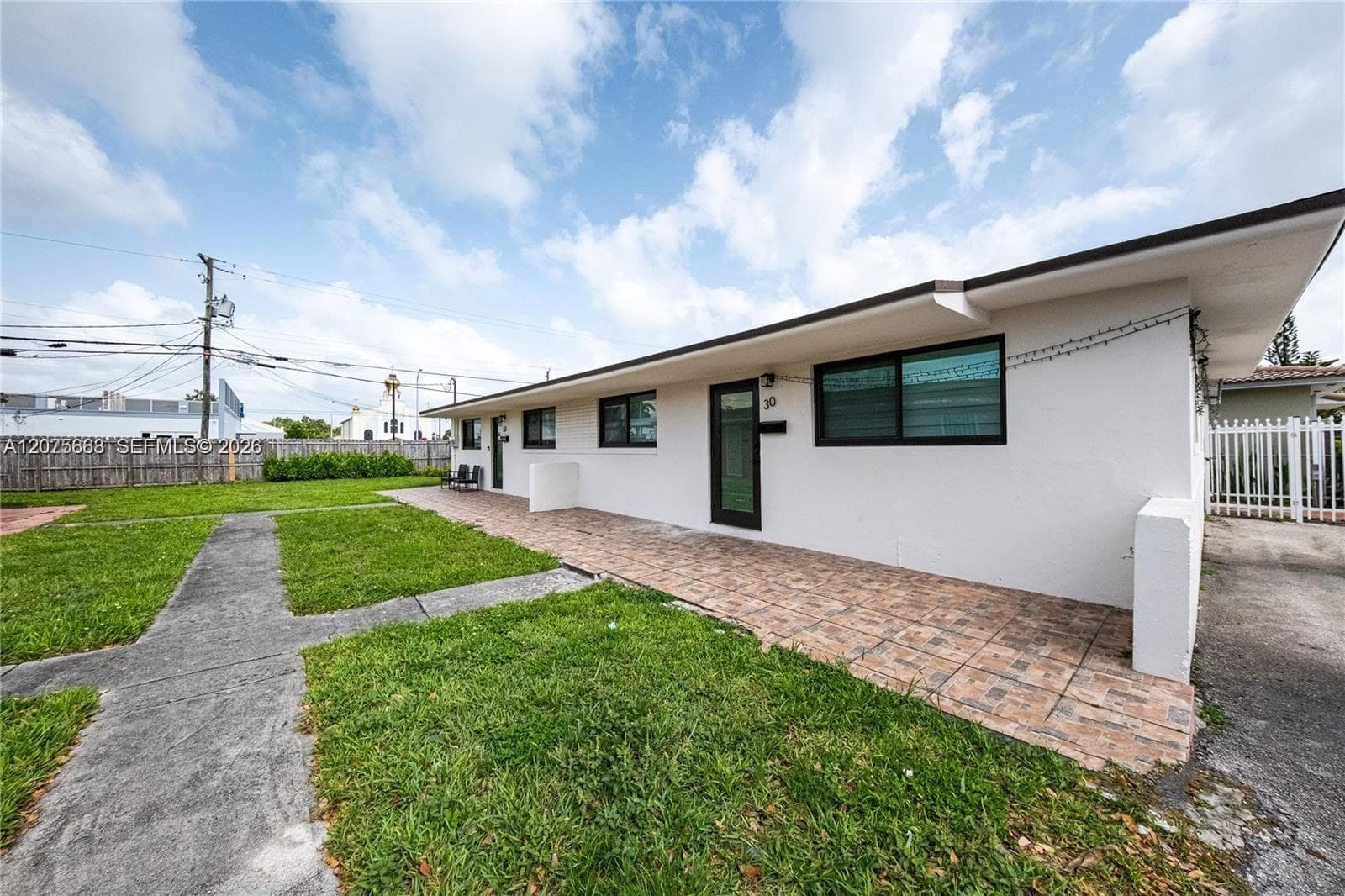 30 NW 56th Ct, Miami, FL 33126 — zdjęcie 4