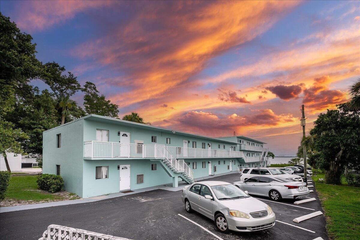 601 S Indian River Drive, Fort Pierce, FL 34950