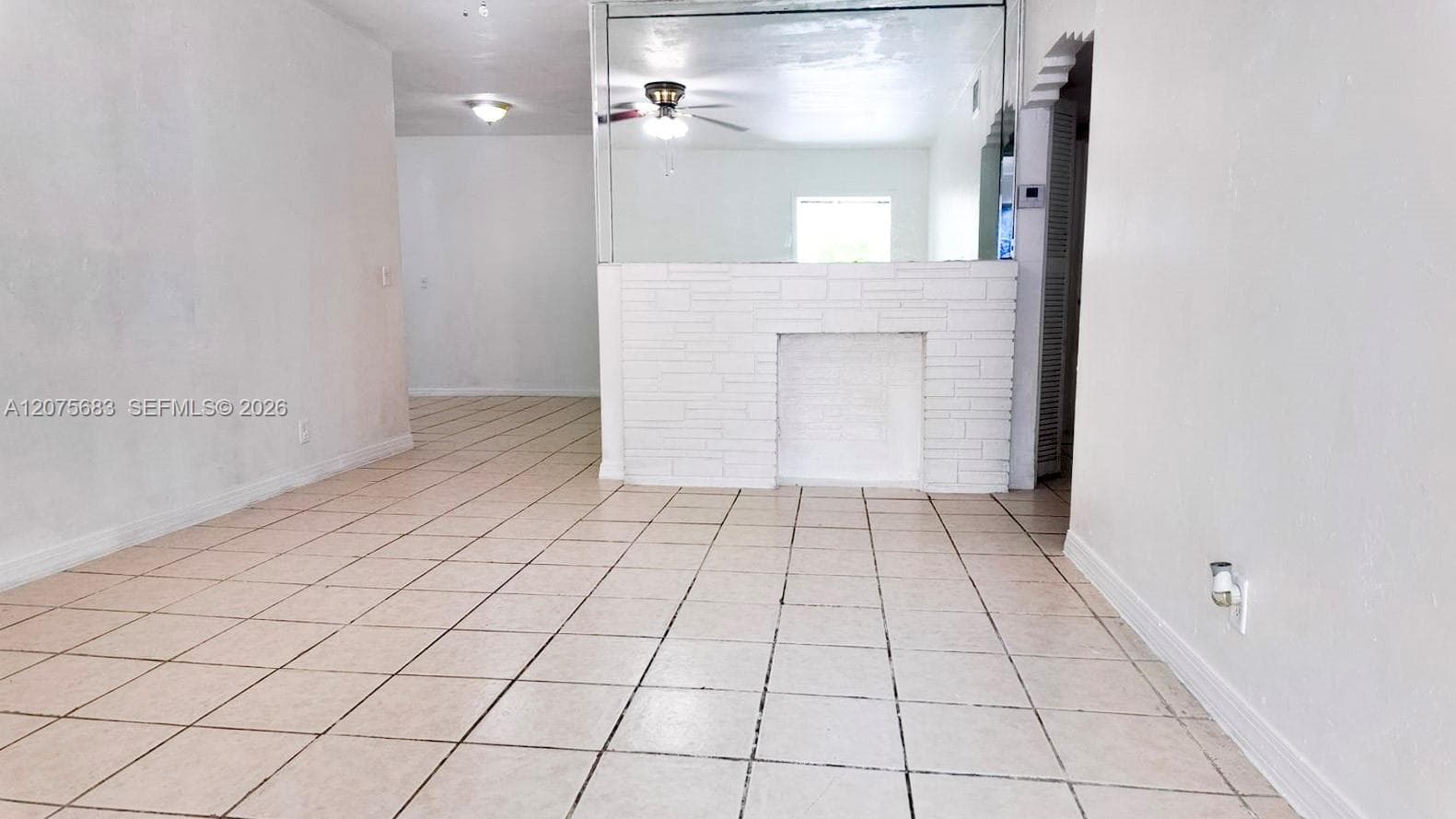 2367 NW 82nd St Miami, Miami, FL 33147 — zdjęcie 2