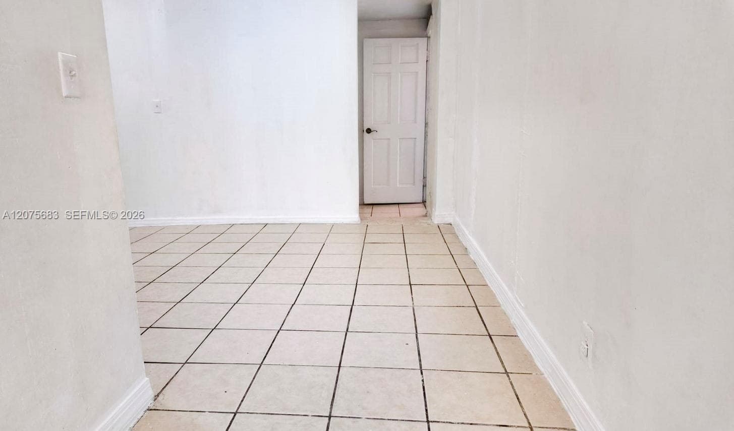 2367 NW 82nd St Miami, Miami, FL 33147 — zdjęcie 4