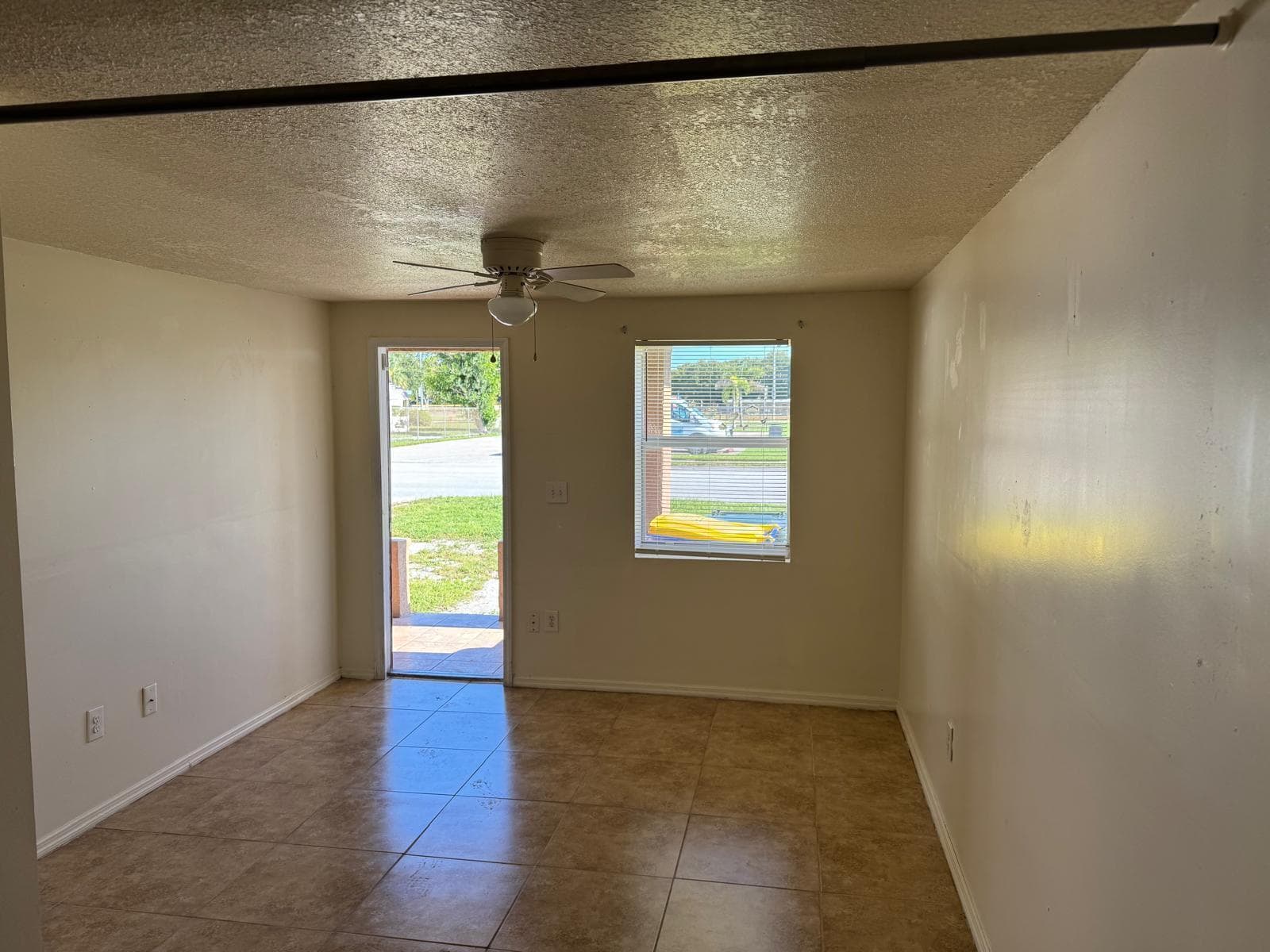 1403 Avenue M, Fort Pierce, FL 34950 — zdjęcie 2