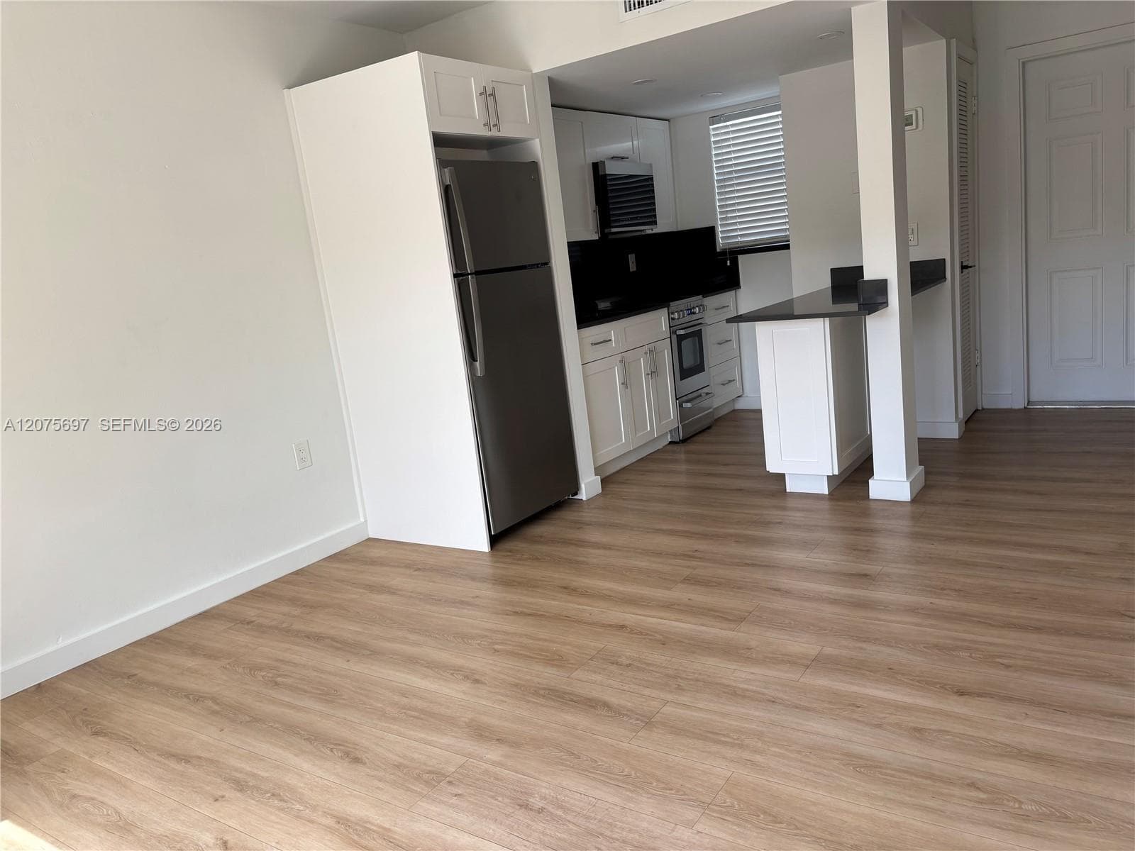 1025 SW 6th Ave # 6, Miami, FL 33130 — zdjęcie 2