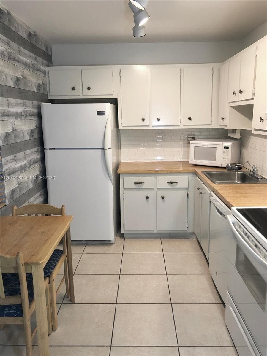 8281 SW 128th St # 104, Pinecrest, FL 33156 — zdjęcie 3