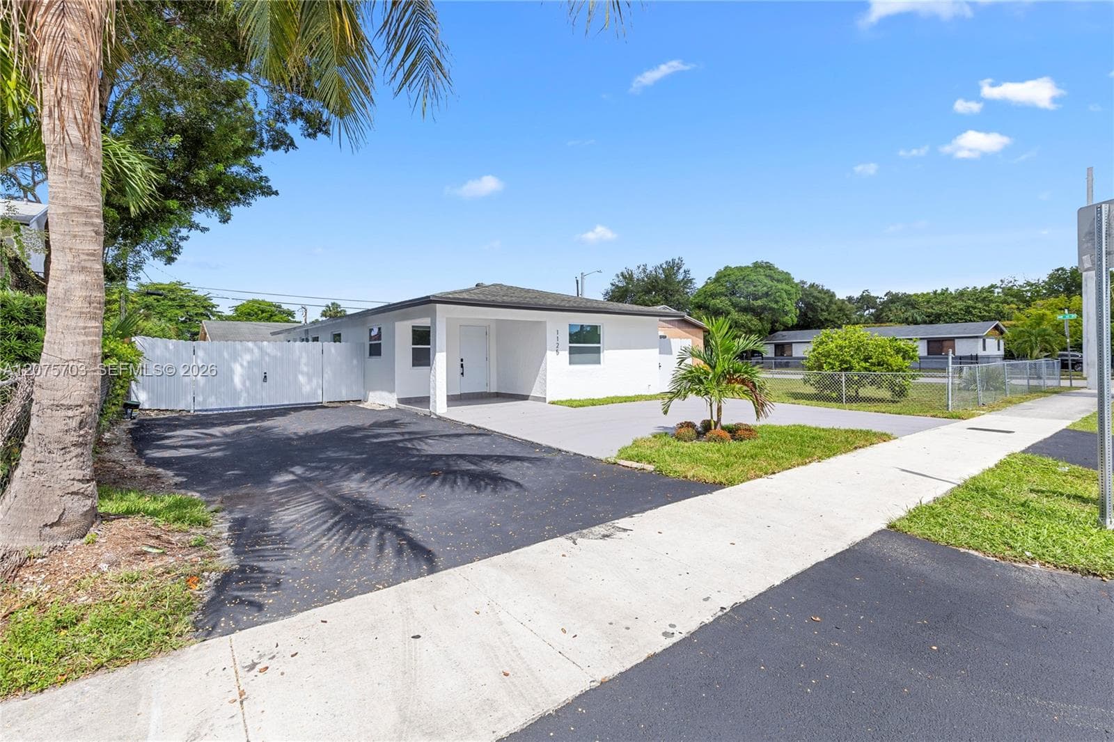 1125 NW 27th Ave, Fort Lauderdale, FL 33311 — zdjęcie 2