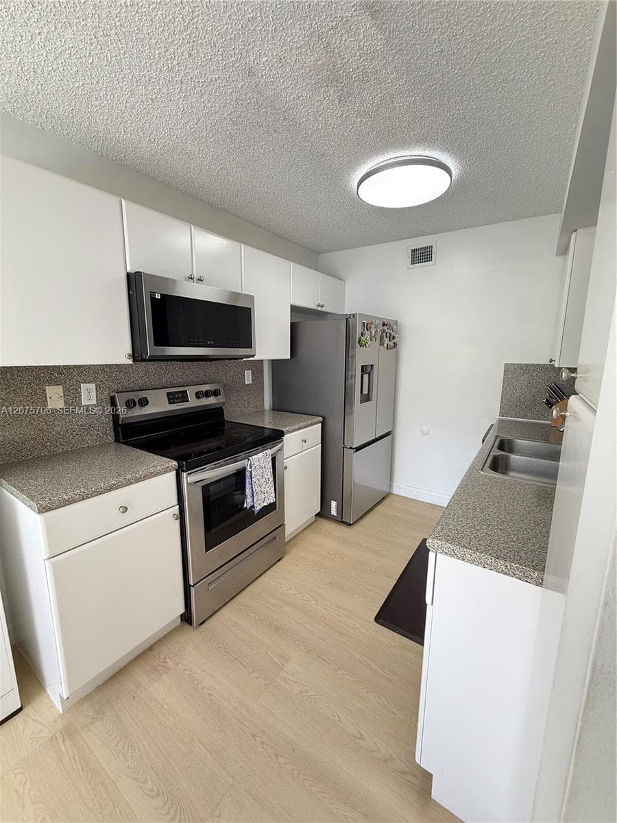 4974 NW 97th Pl # 310, Doral, FL 33178 — zdjęcie 3