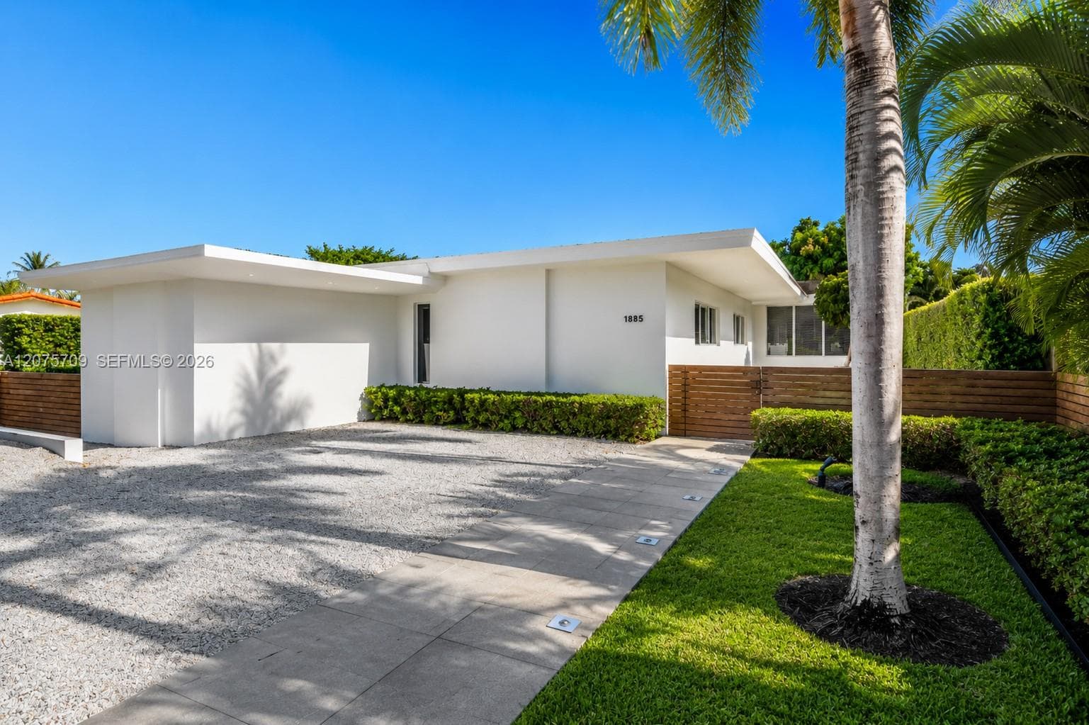 1885 Daytonia Rd, Miami Beach, FL 33141 — zdjęcie 4