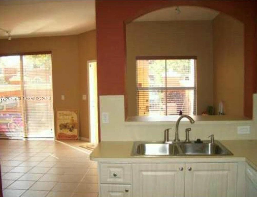 6202 NW 115th Pl # 334, Doral, FL 33178 — zdjęcie 2