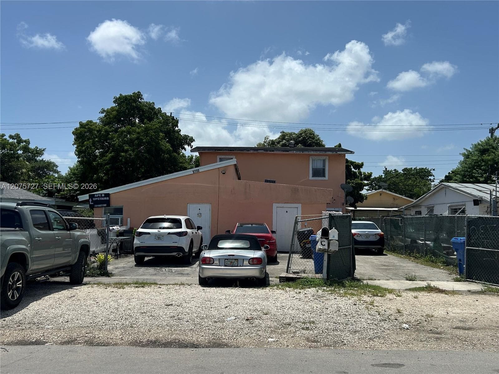 5730 Plunkett St, Hollywood, FL 33023 — zdjęcie 2