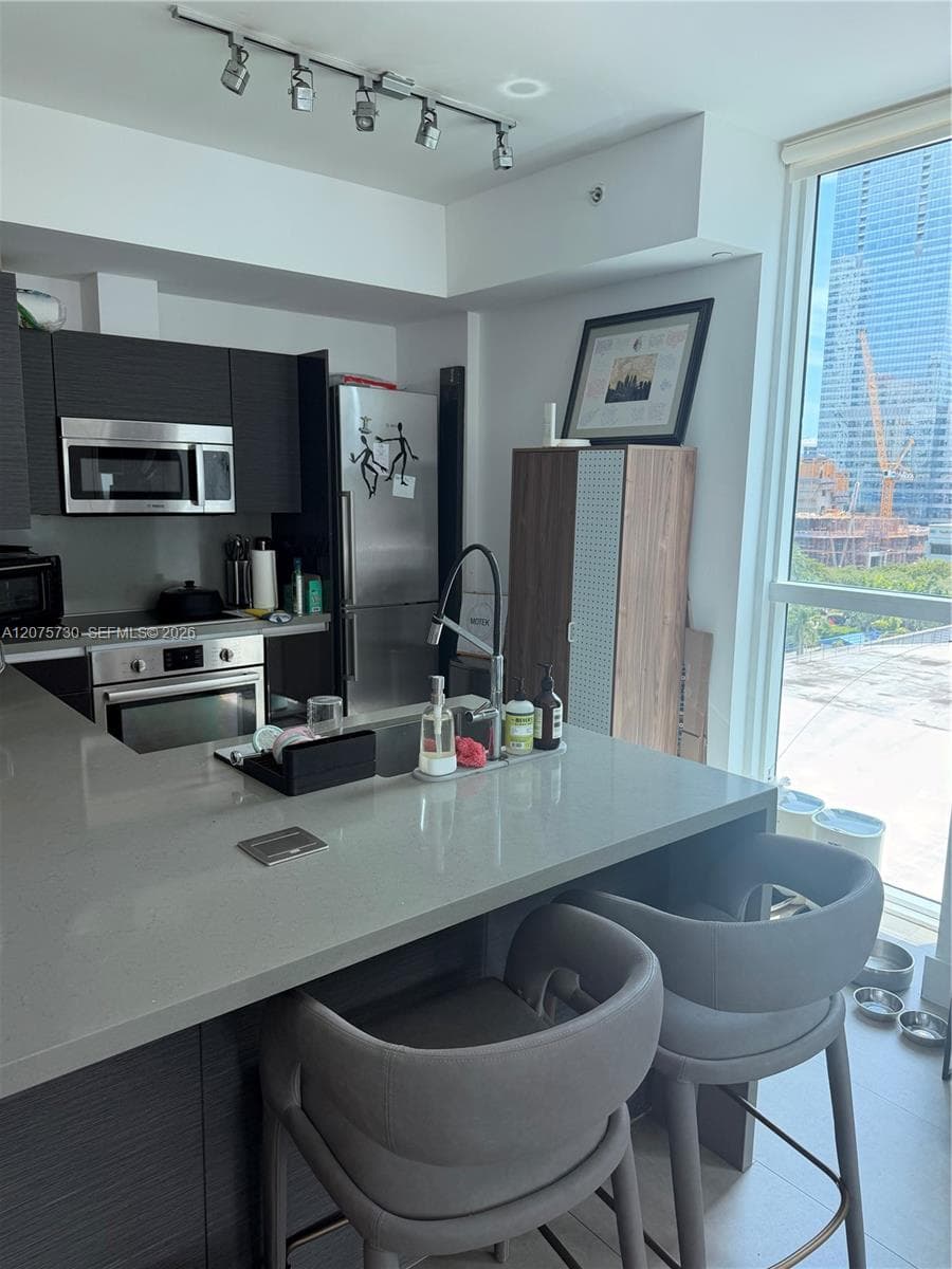 1080 Brickell Ave # 913, Miami, FL 33131 — zdjęcie 4