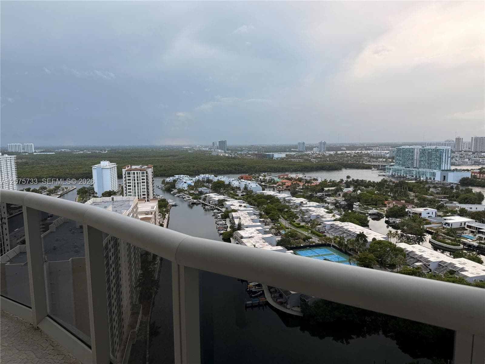 16001 SW Collins Ave # 2406, Sunny Isles Beach, FL 33160 — zdjęcie 4