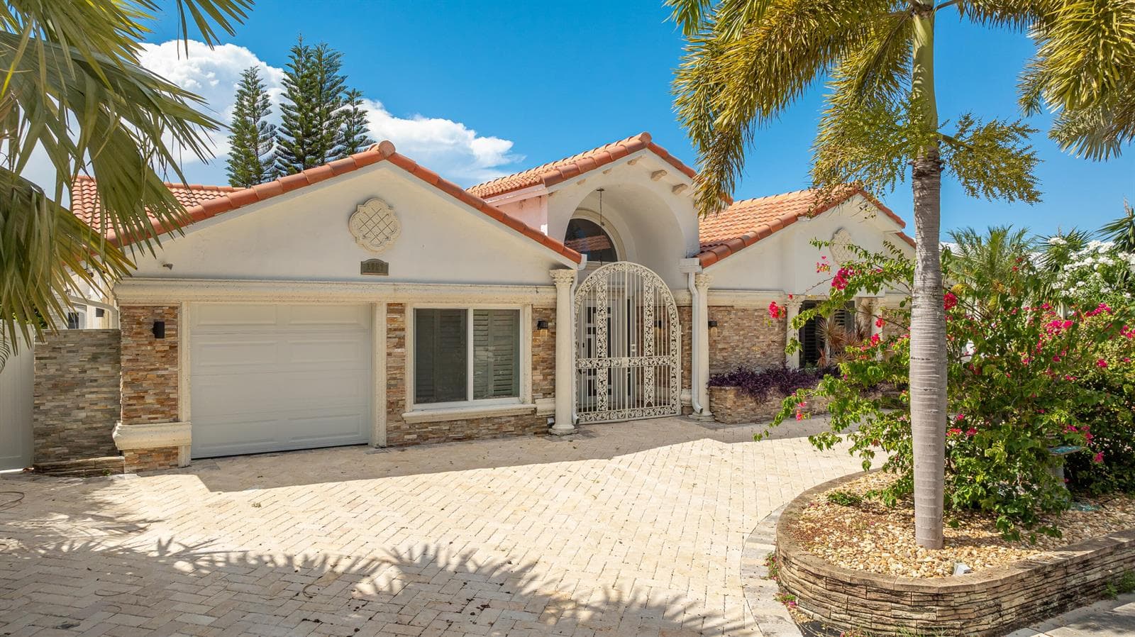2557 SW 14TH Court, Deerfield Beach, FL 33442 — zdjęcie 4