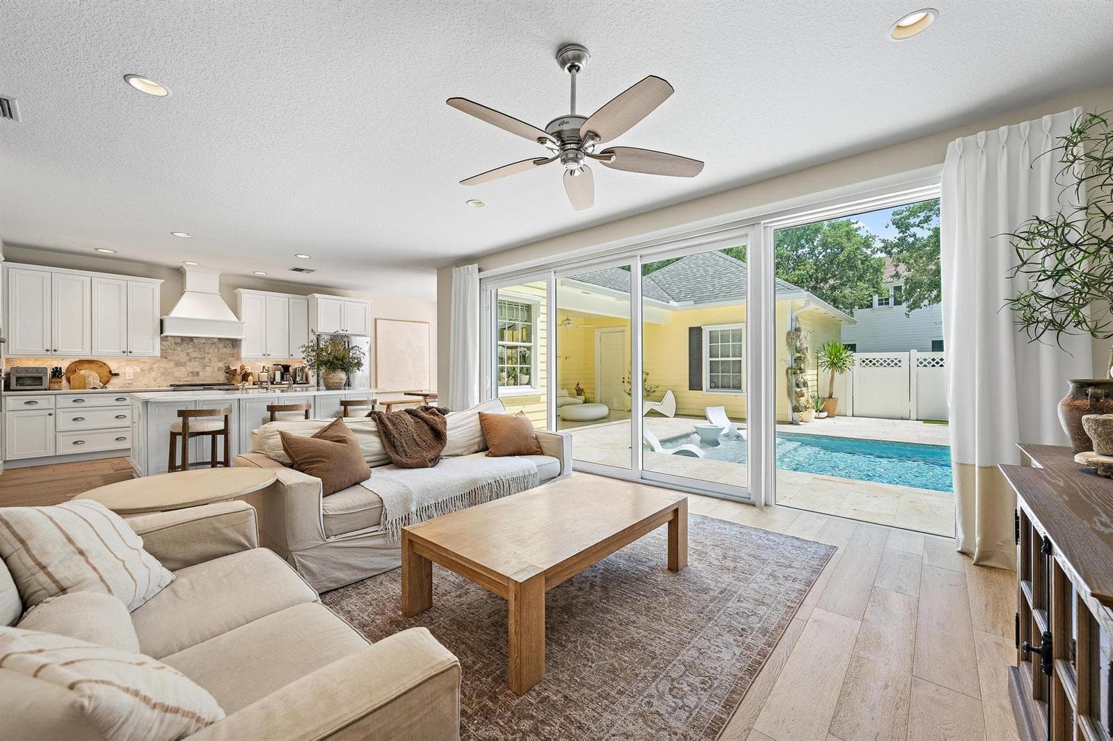 221 New Haven Boulevard, Jupiter, FL 33458 — zdjęcie 2