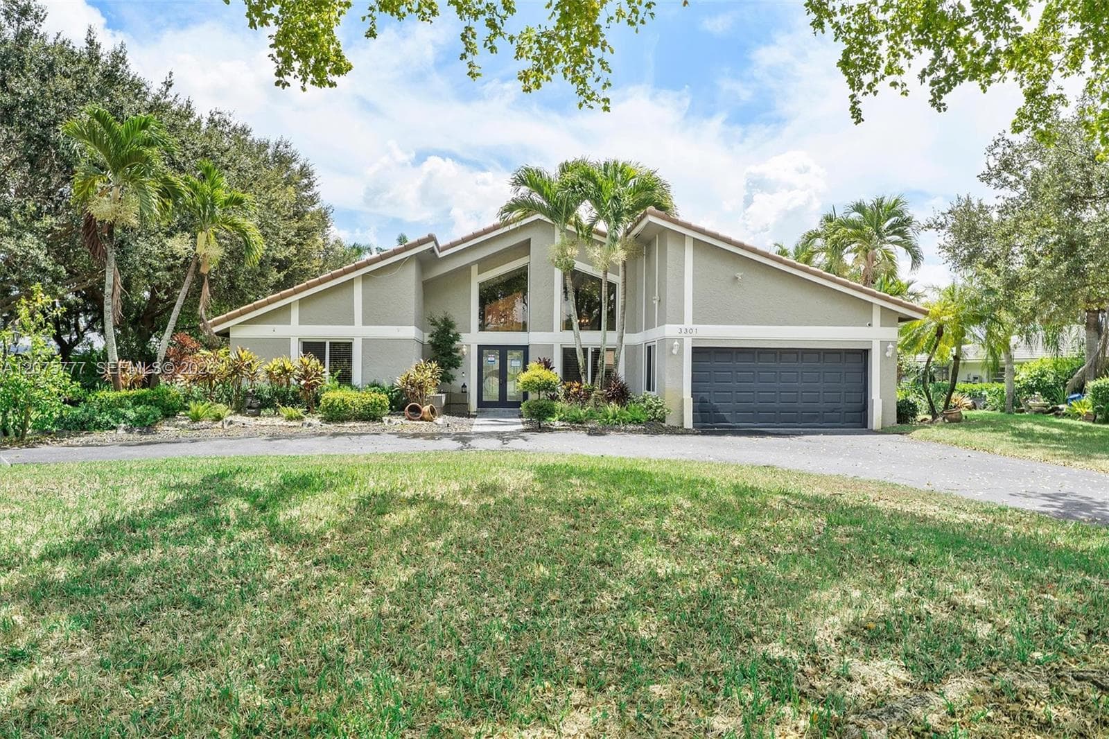 3301 NW 112th Ave, Coral Springs, FL 33065