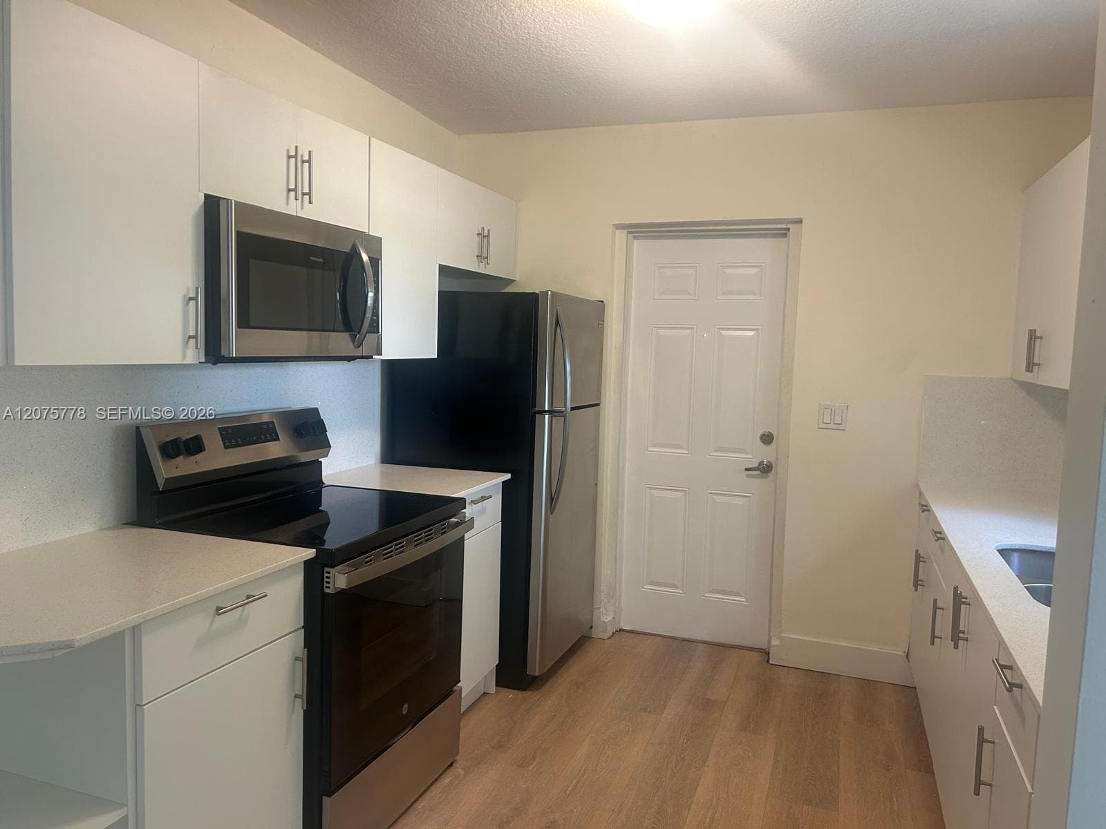2000 Monroe St # 14, Hollywood, FL 33020 — zdjęcie 3
