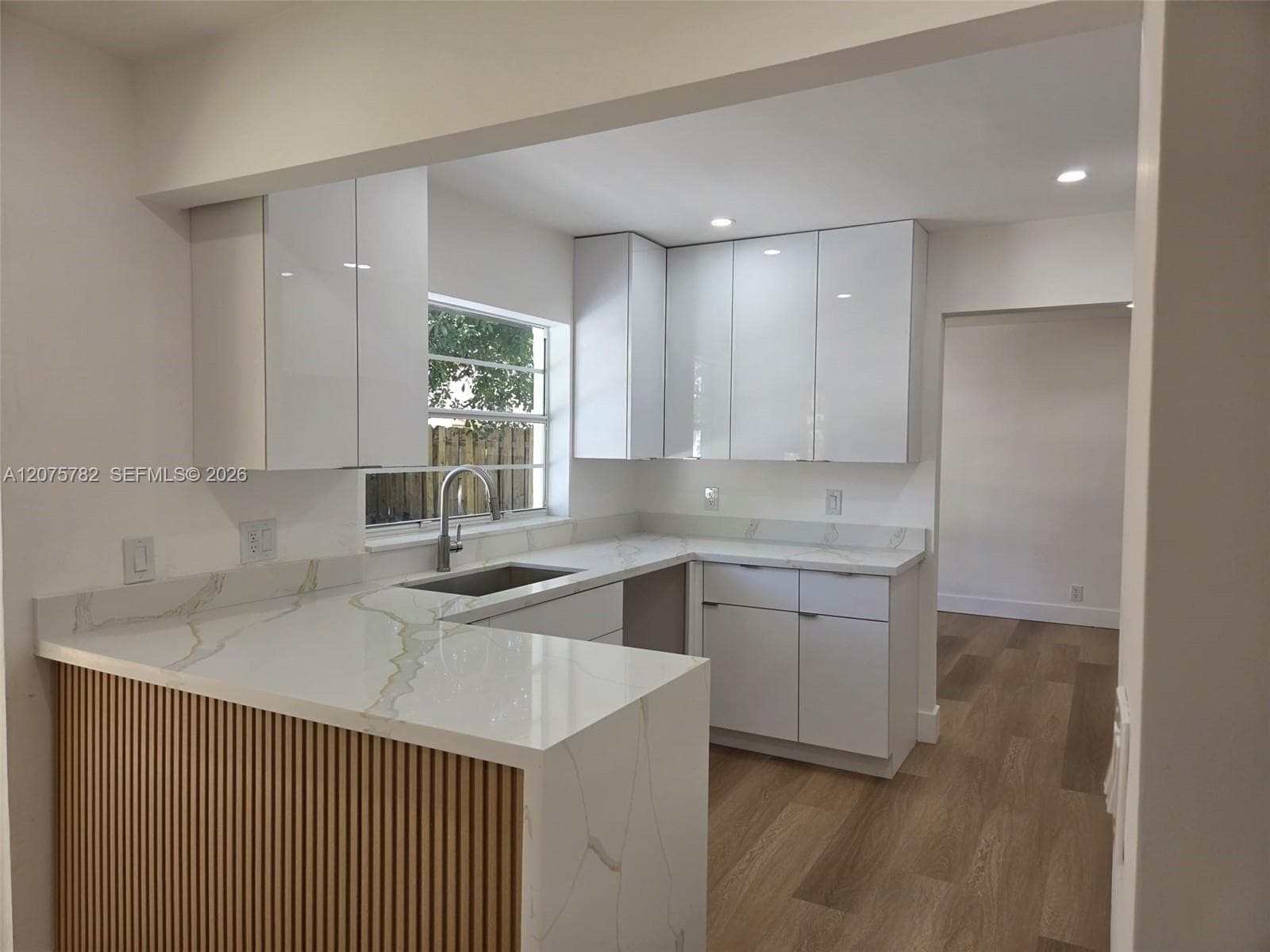 7389 NW 48th Pl, Lauderhill, FL 33319 — zdjęcie 5