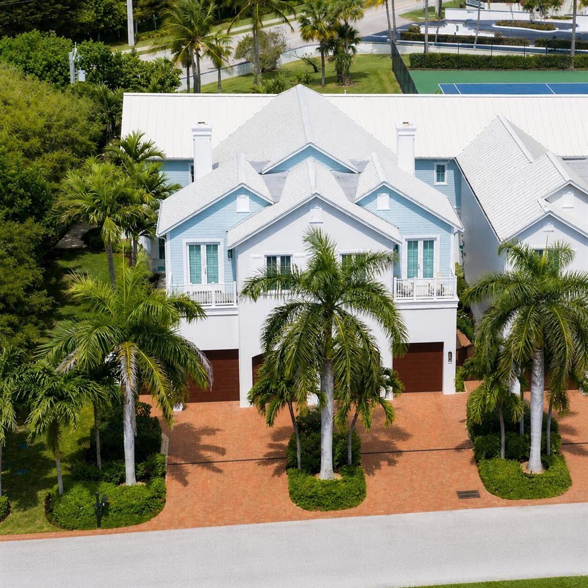 5 Adams Road, Ocean Ridge, FL 33435