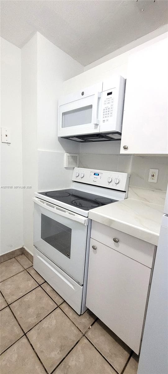2450 NE 135th St # 206, North Miami, FL 33181 — zdjęcie 5