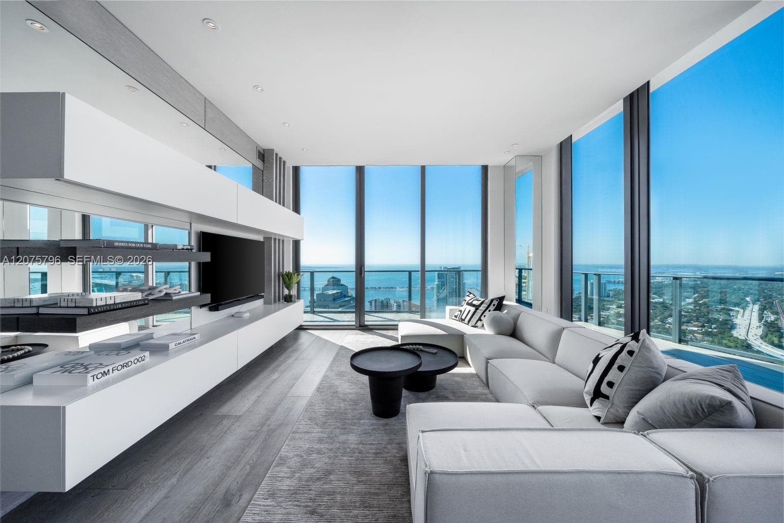 1300 S Miami Ave # UPH4, Miami, FL 33130 — zdjęcie 3
