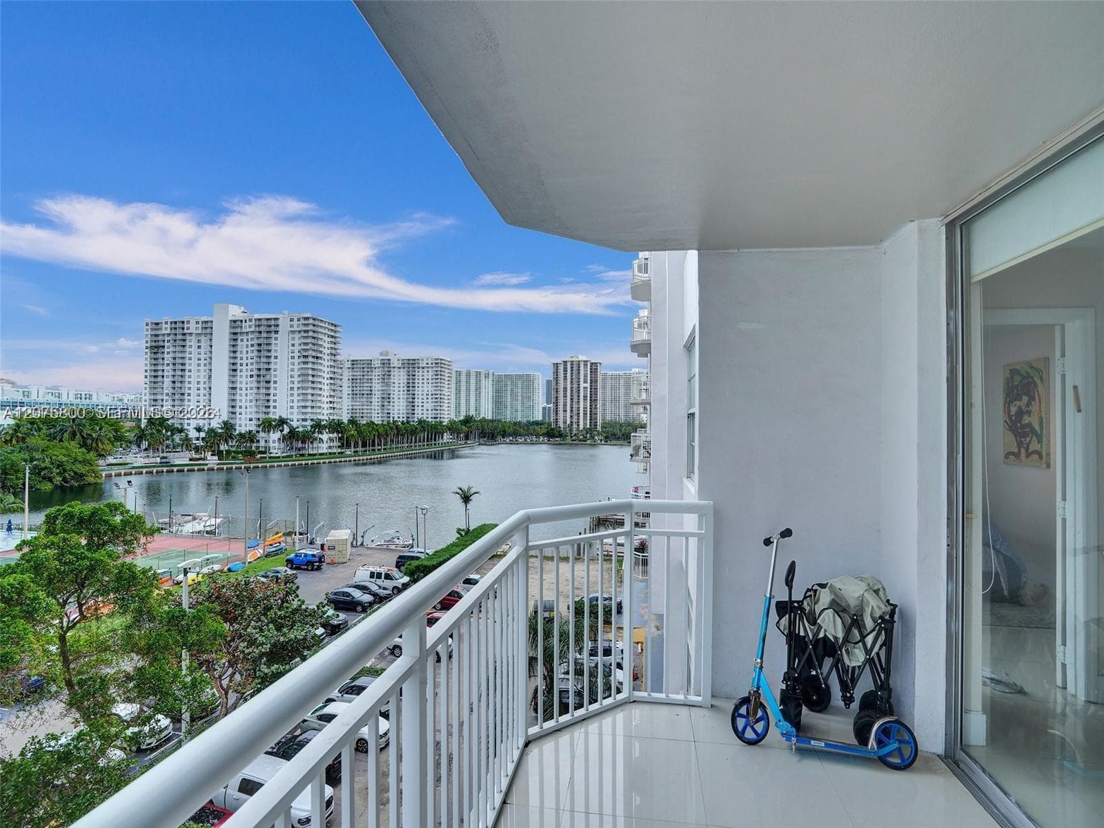 18061 Biscayne Blvd # 502, Aventura, FL 33160
