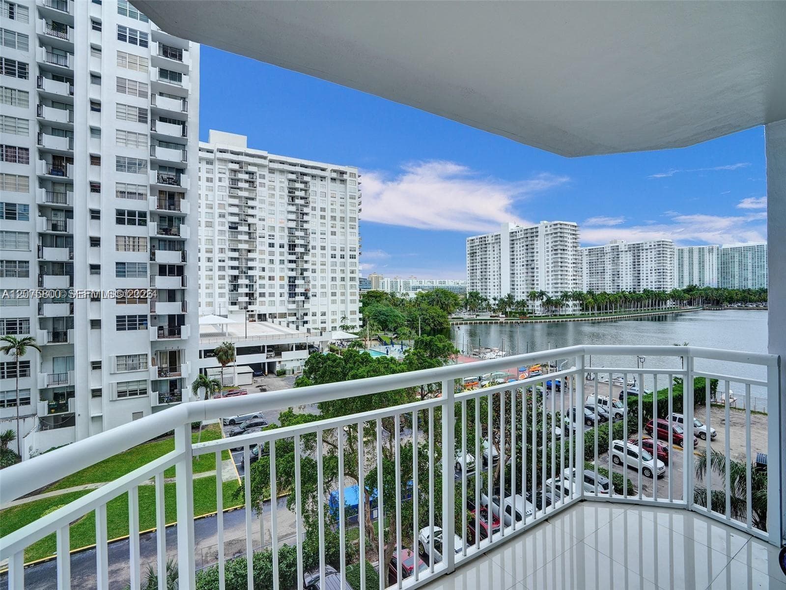 18061 Biscayne Blvd # 502, Aventura, FL 33160 — zdjęcie 5