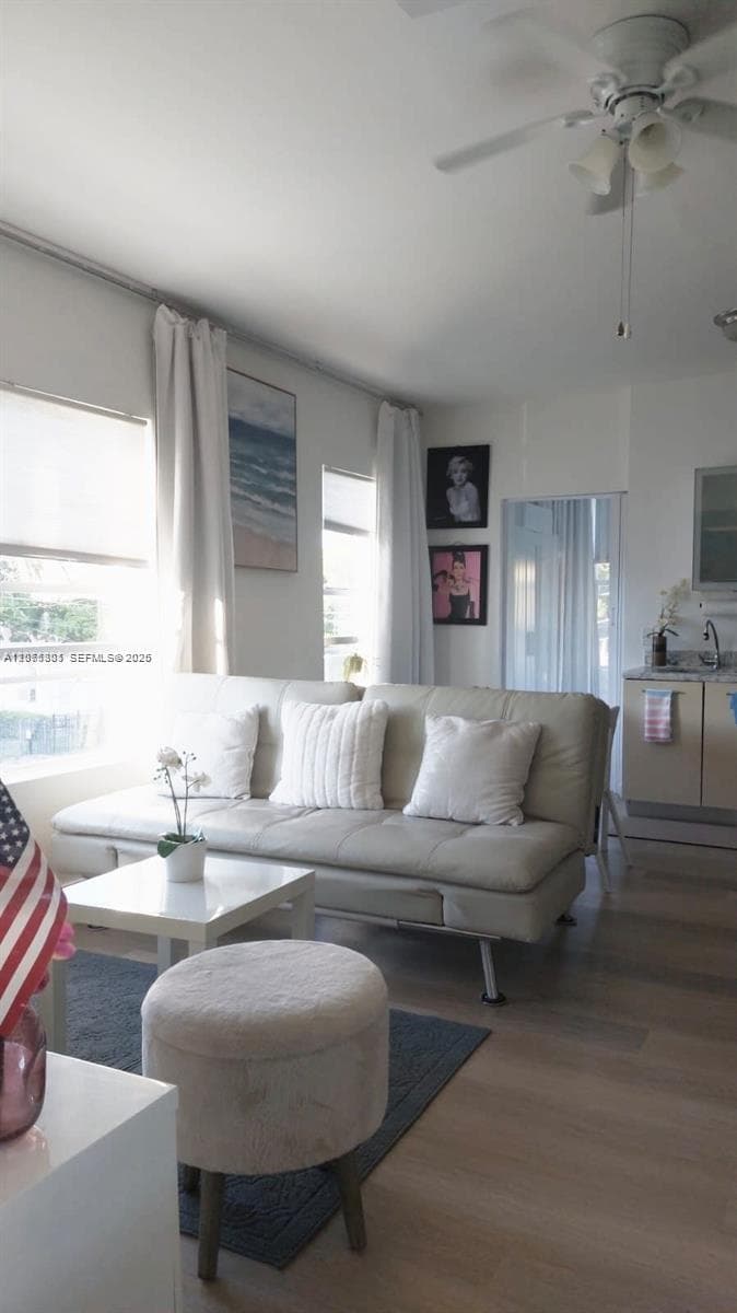 1358 Pennsylvania Ave # 301, Miami Beach, FL 33139 — zdjęcie 2
