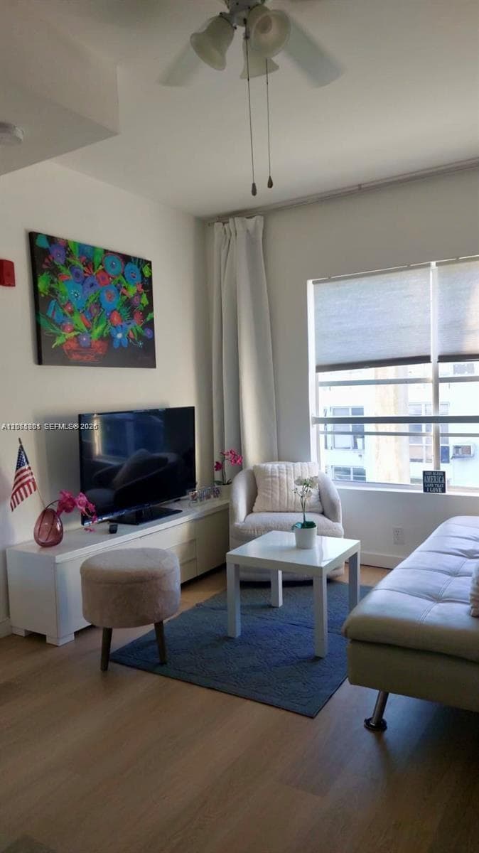 1358 Pennsylvania Ave # 301, Miami Beach, FL 33139