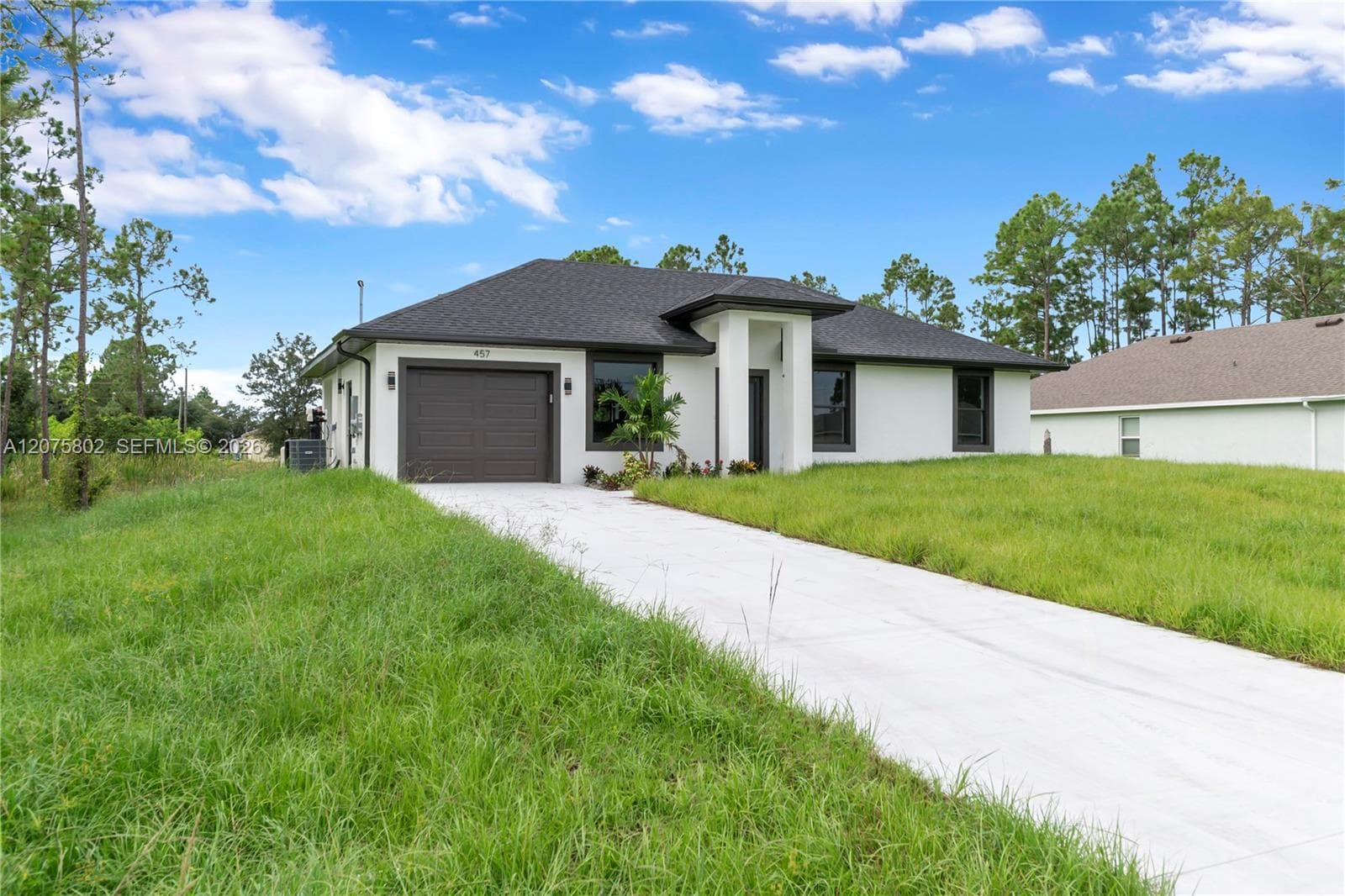 457 Woodman DR, Lehigh Acres, FL 33972 — zdjęcie 3
