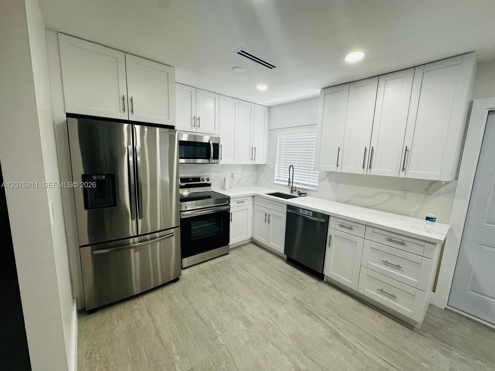 3540 NW 80th Ter, Miami, FL 33147 — zdjęcie 2