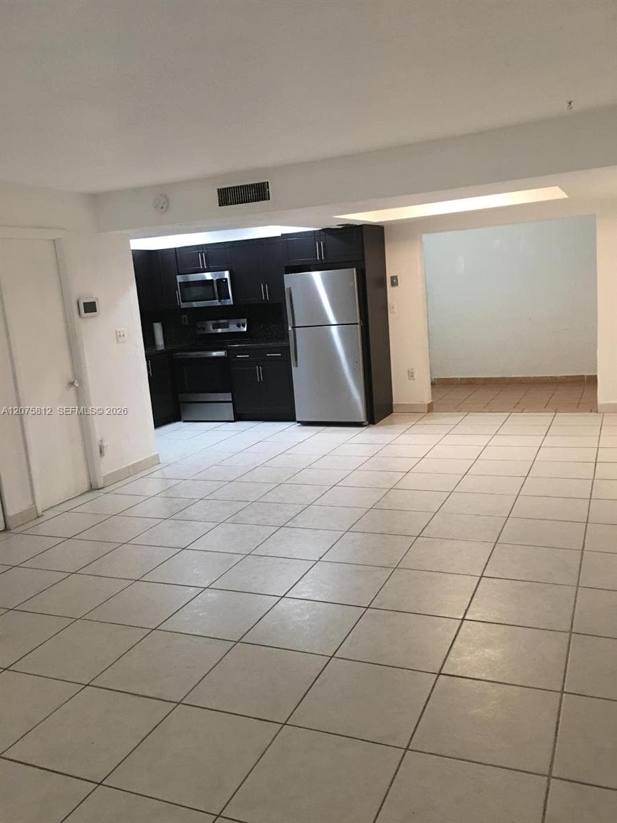 669 W 80th St # 0, Hialeah, FL 33014 — zdjęcie 4