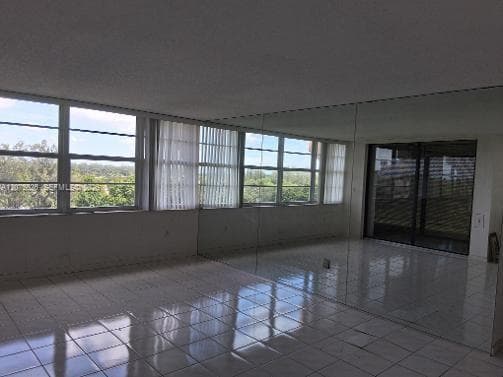 900 St Charles Pl # PH5, Pembroke Pines, FL 33026 — zdjęcie 4