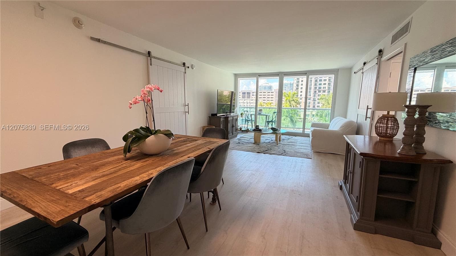 100 Bayview Dr # 431, Sunny Isles Beach, FL 33160 — zdjęcie 2