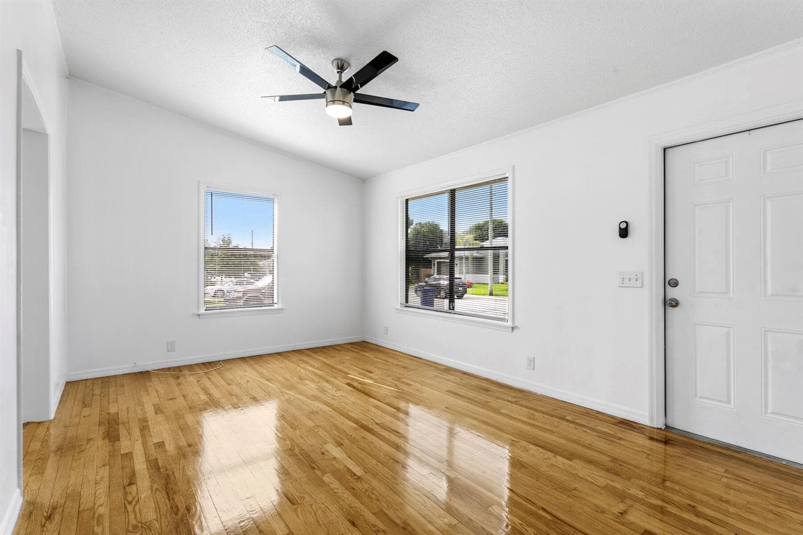 1464 W 32ND Street, Riviera Beach, FL 33404 — zdjęcie 5