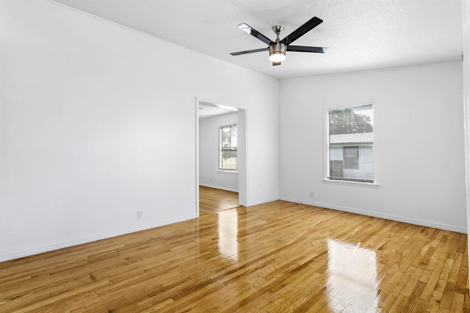 1464 W 32ND Street, Riviera Beach, FL 33404 — zdjęcie 4