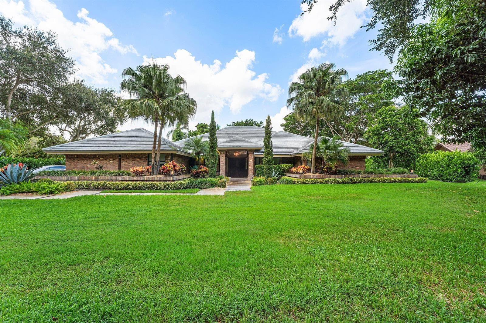 6911 ANNAPOLIS Court, Parkland, FL 33067
