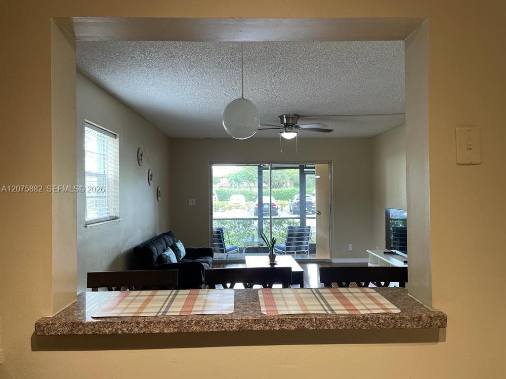 4167 NW 90th Ave # 101, Coral Springs, FL 33065 — zdjęcie 3